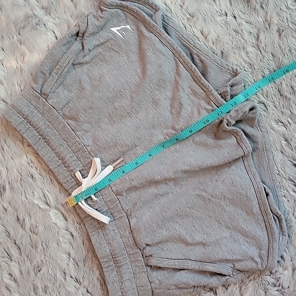 Gymshark Grey Shorts, Women's Size Large, Great Condition! - Picture 3 of 8